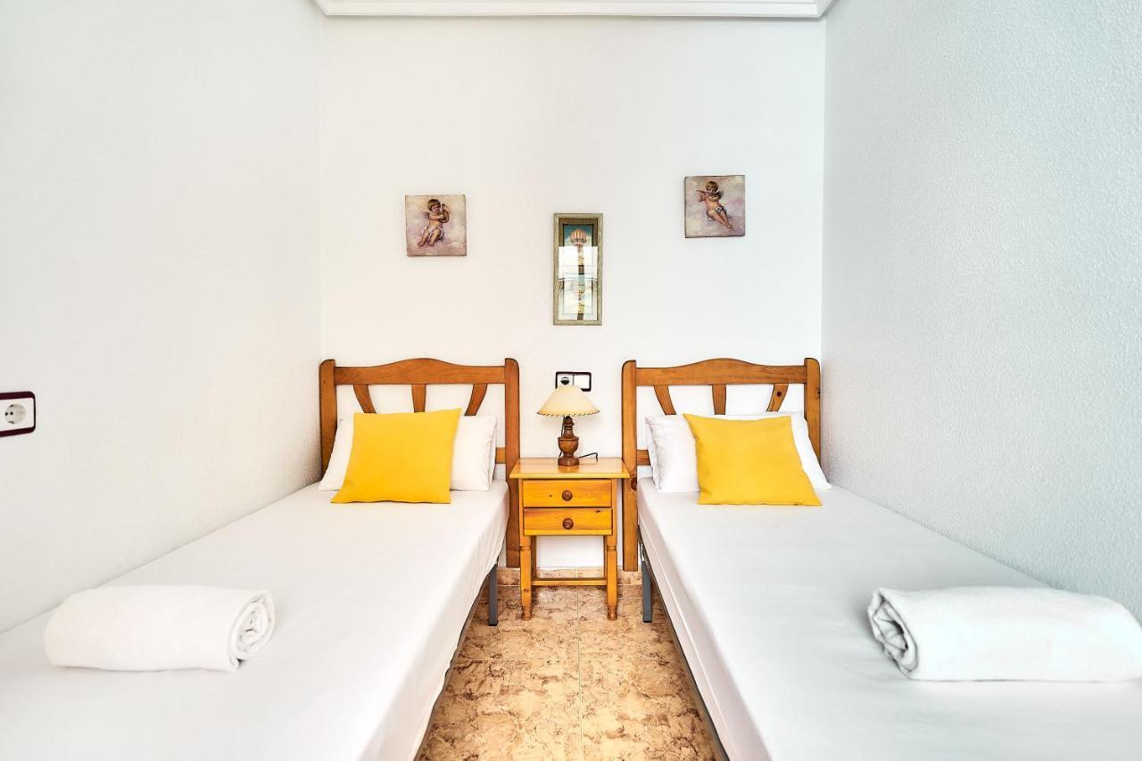 Espanhouse David 2 Bedroom Apartment Torrevieja With Pool Buitenkant foto